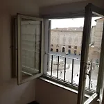 Apartment Fontana Maggiore View *