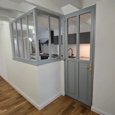 Fontana Maggiore View *